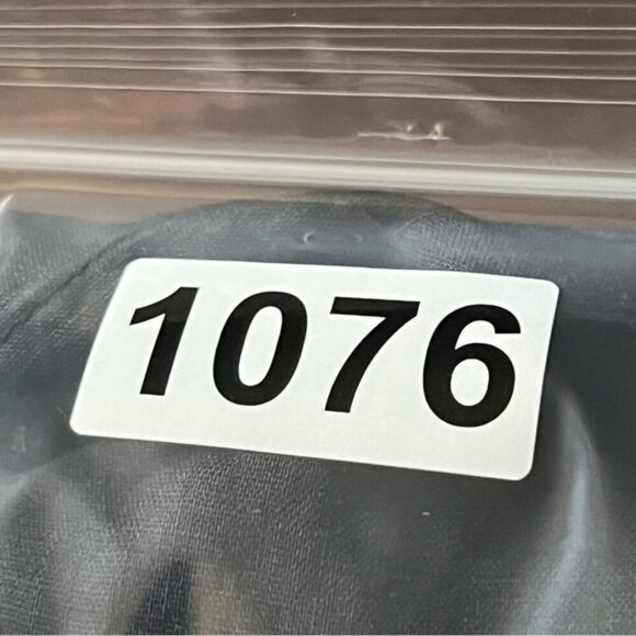 RÓHE Vonna Blouse In Black Size 36 US 4 eyelet embroidery and scalloped edges - Picture 16 of 16